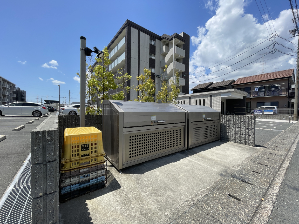 敷地内ゴミ置き場