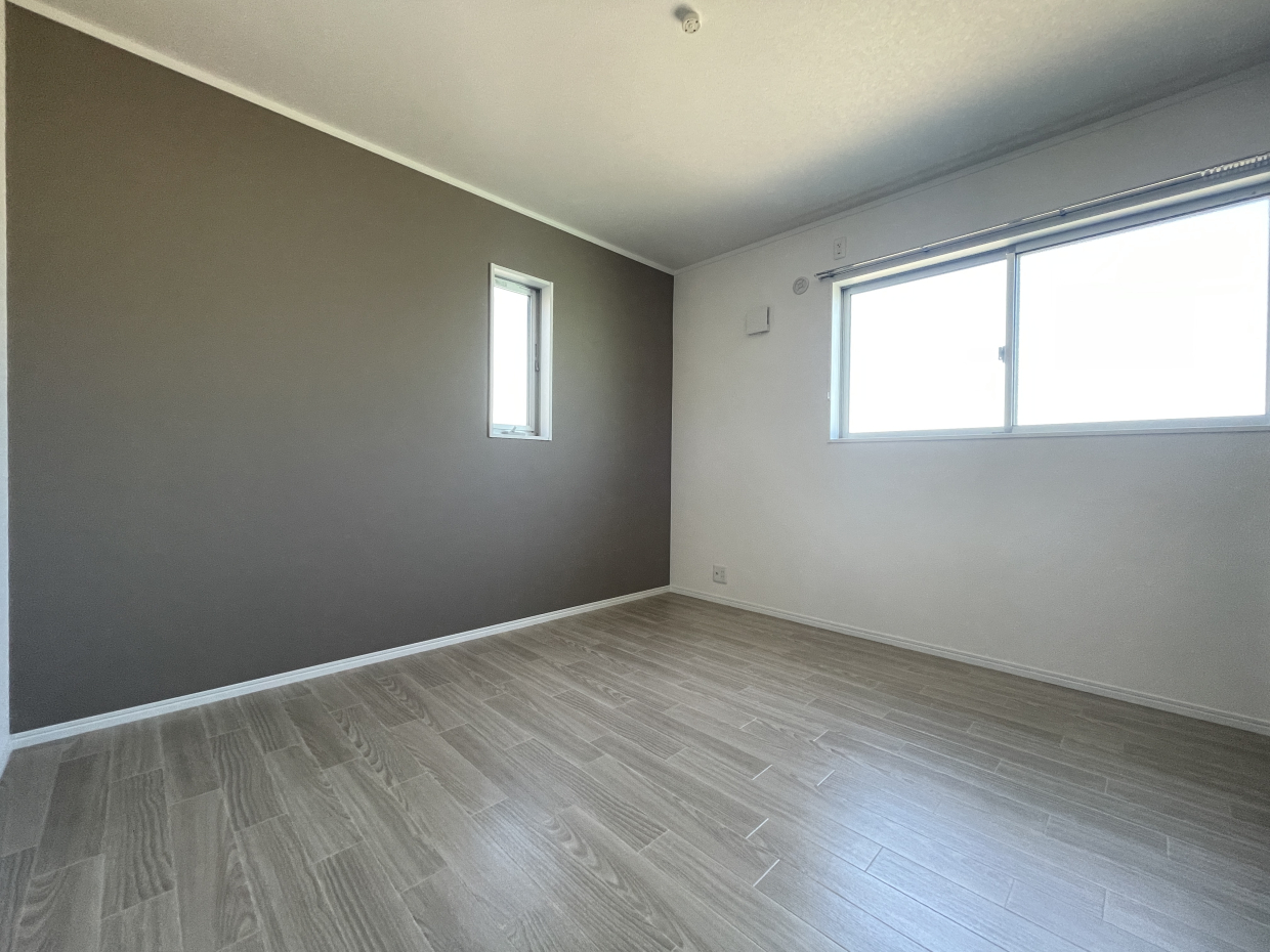 寝室にどうぞ！