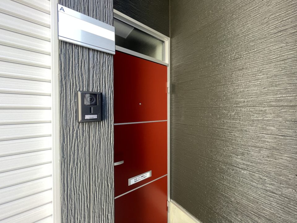 宅配BOX付とTVインターホンで安心ですね