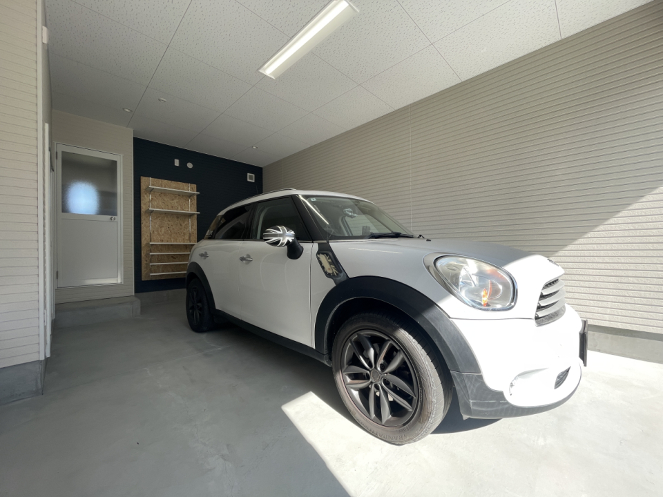 現地採寸　入口が横幅2,900㎜×高さ2,420㎜　