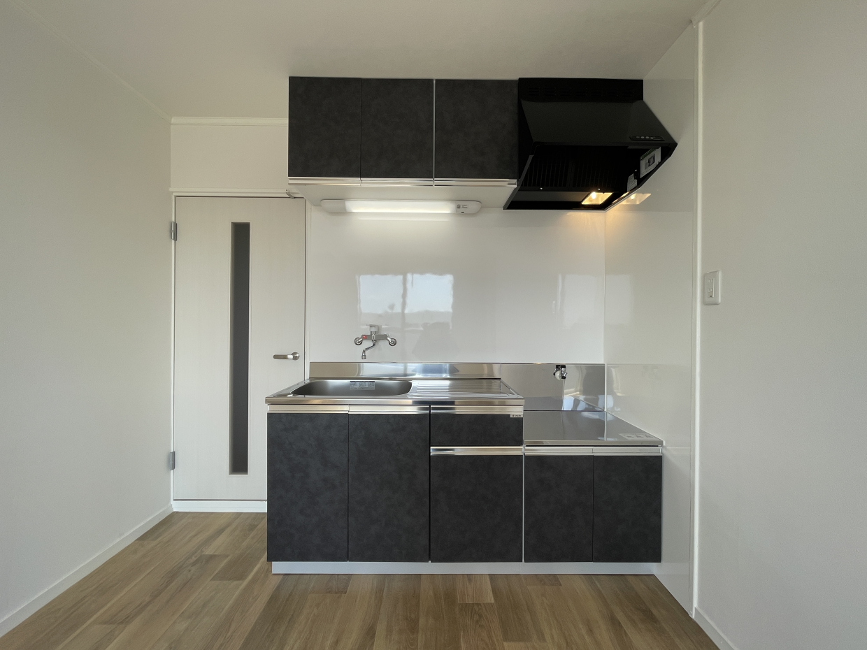 黒いキッチンもいいね！