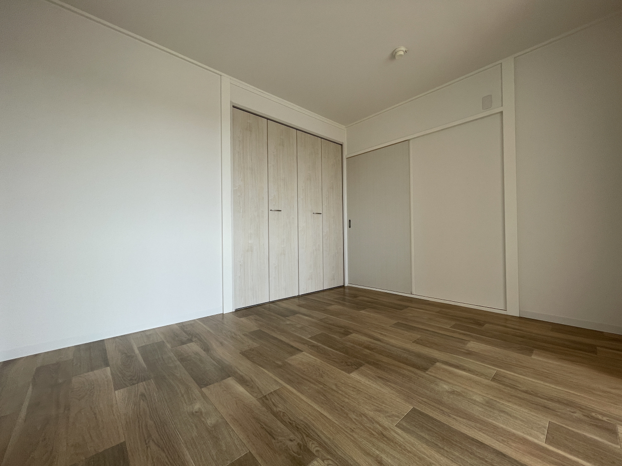 LDＫに併設された6帖の洋室