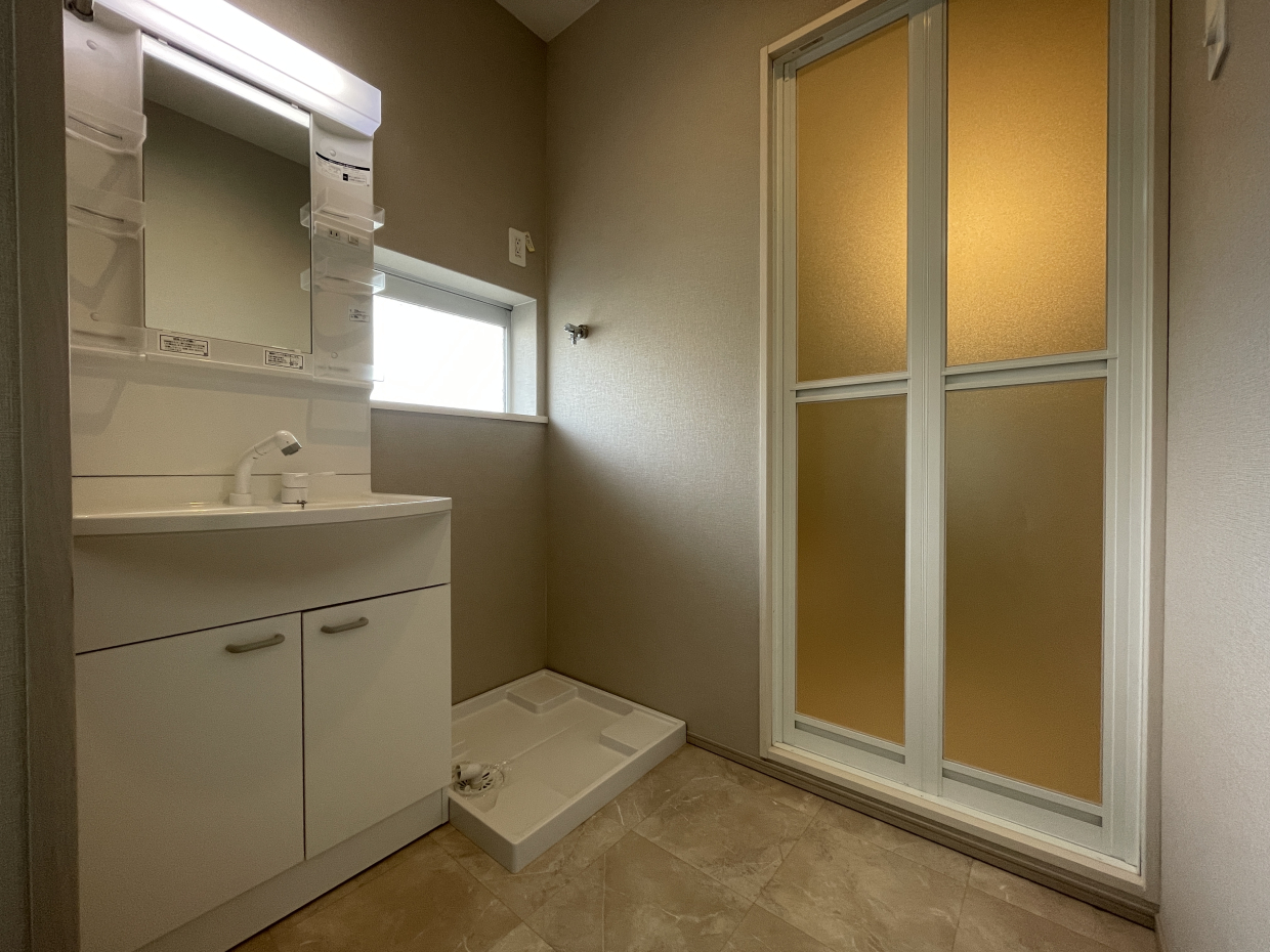 洗面スペースもゆとりのある広さ