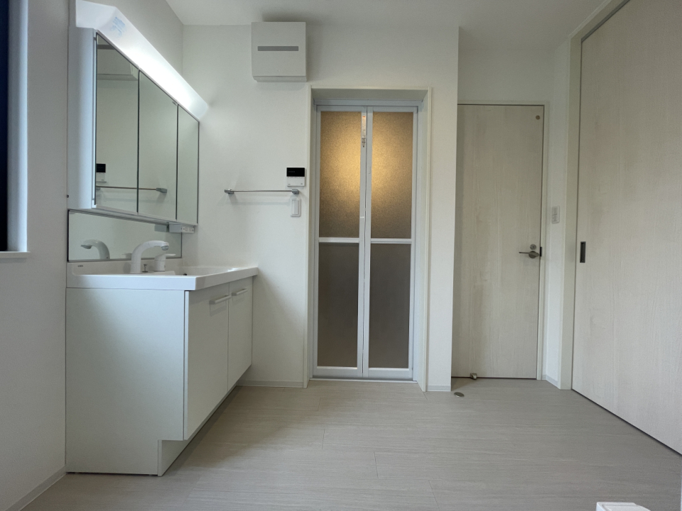 広いですねえ...