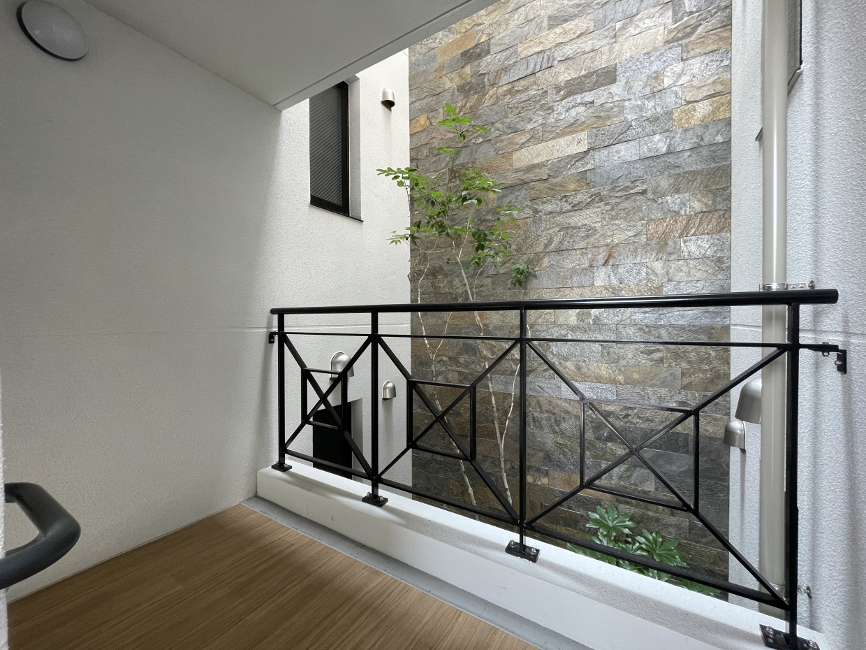 ホールは吹き抜けでまるでどこかのお城みたい