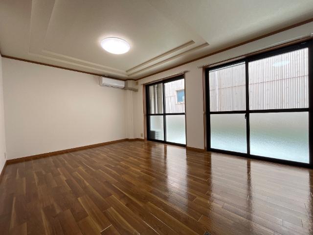 大きな窓で開放感抜群