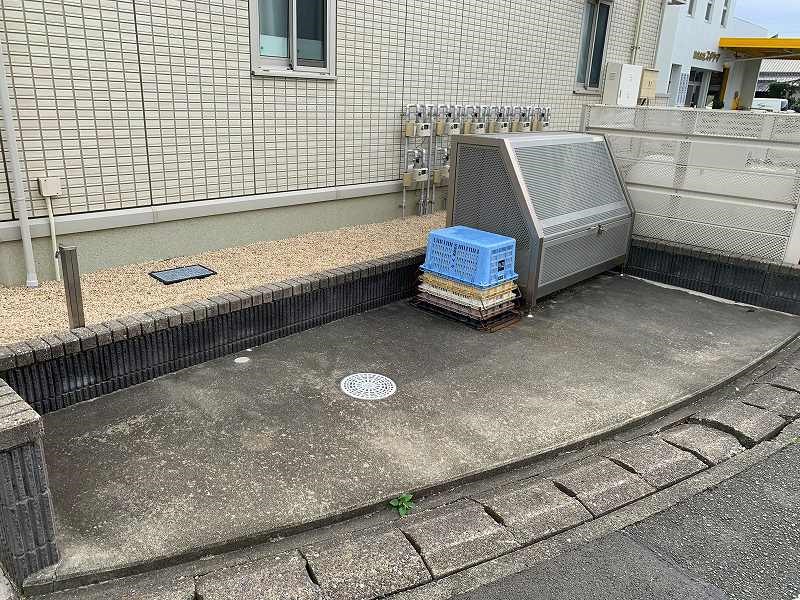 敷地内ゴミ箱あり◎