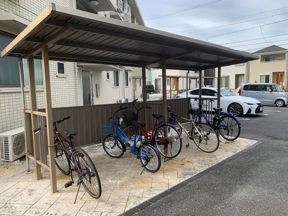 駐輪場もあります
