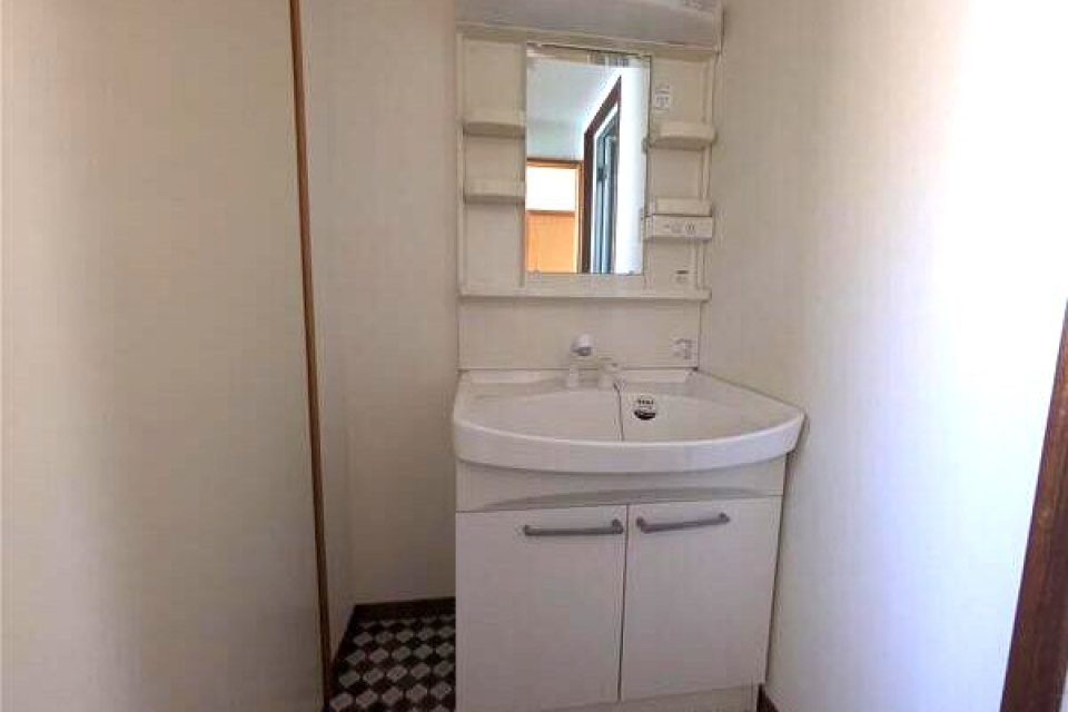 シャワー付き独立洗面台