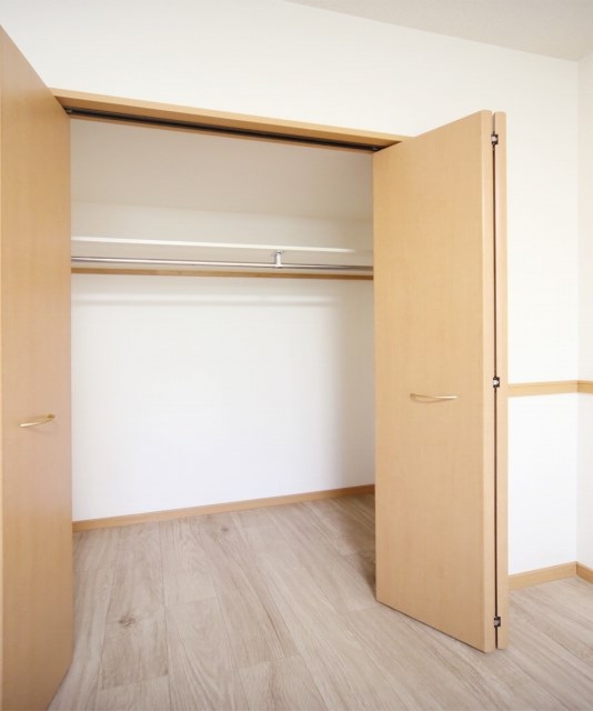 こちらはクローゼット付き