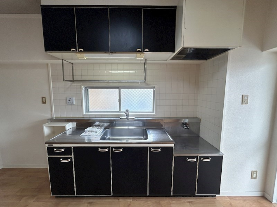 収納たっぷりキッチンです