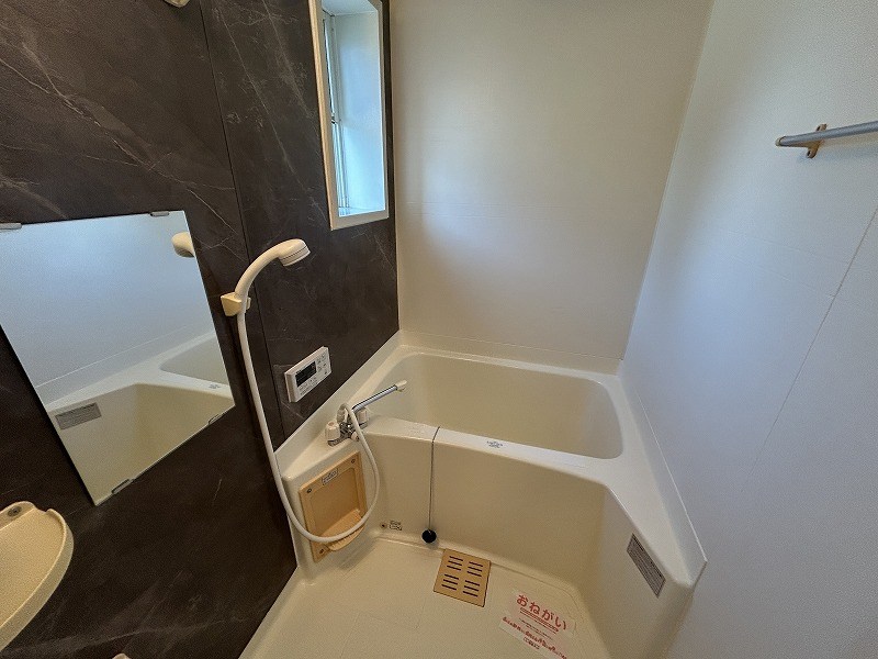 追い焚き機能付き浴室