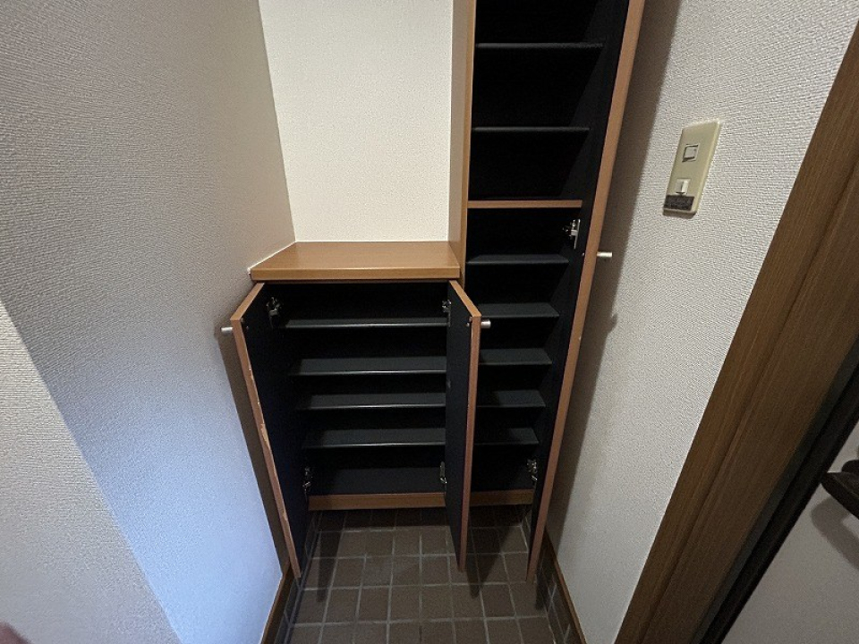 シューズボックス付き