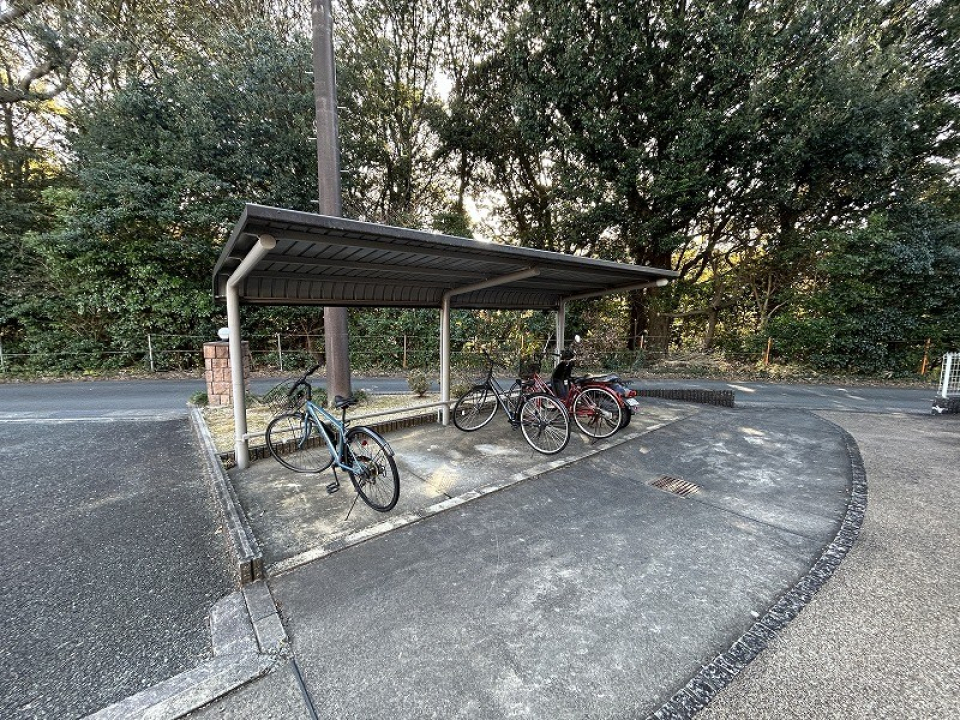 駐輪場あります