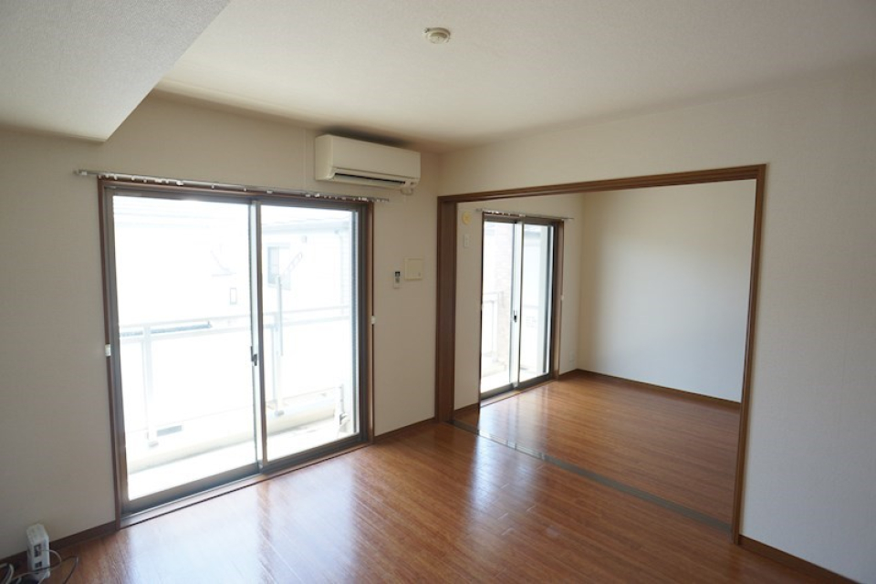 大きな窓で開放感抜群