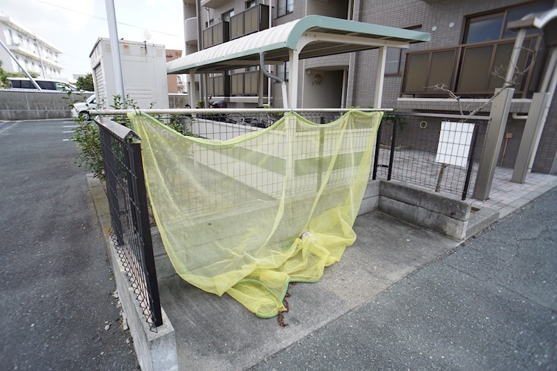 敷地内ゴミ捨て場