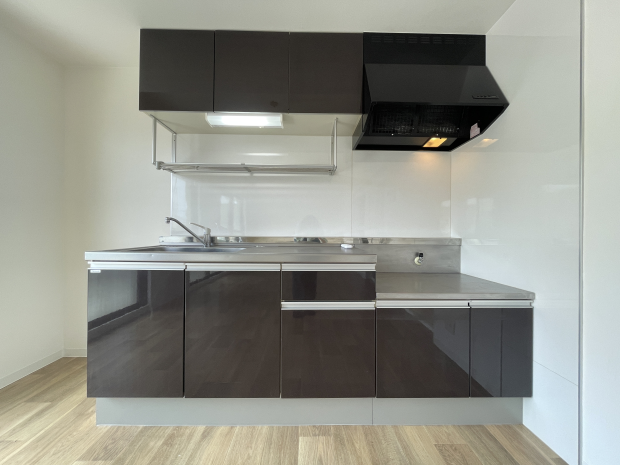 キッチンはお部屋に合うブラウン