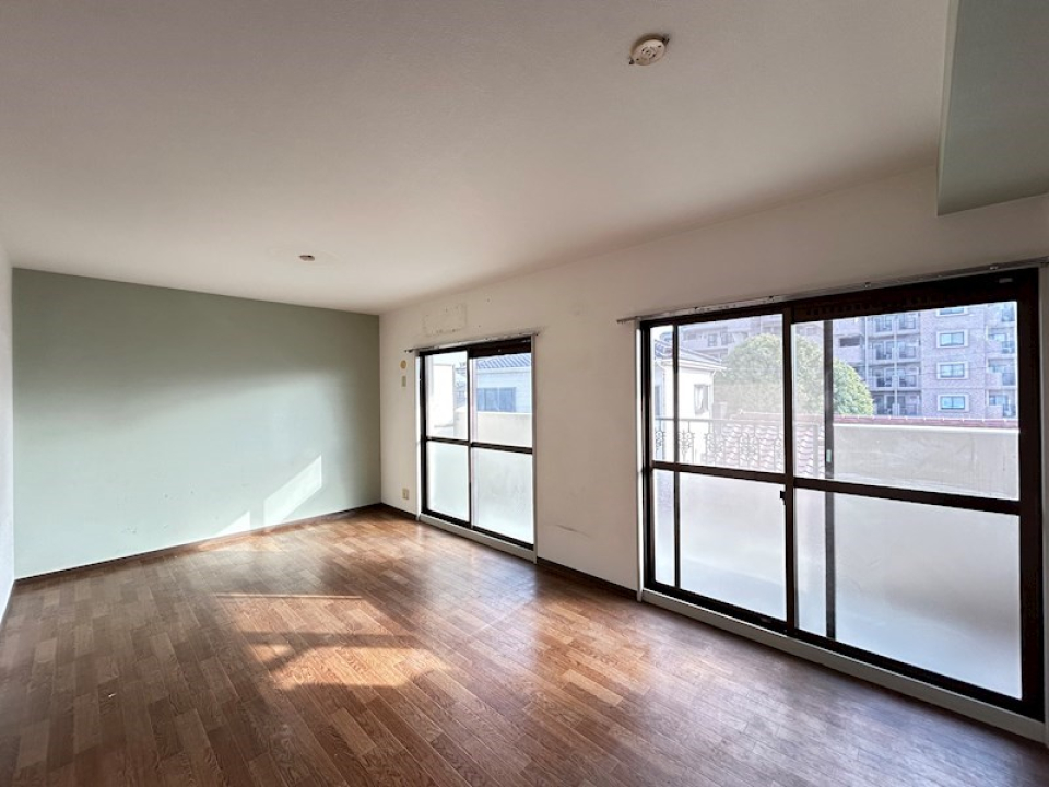 大きな窓が印象的です