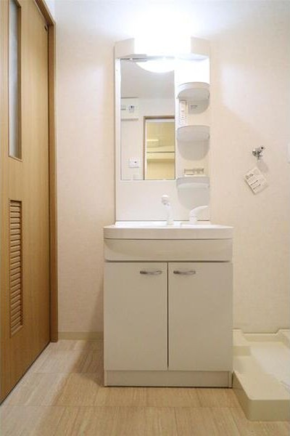 シャワー付き洗面台