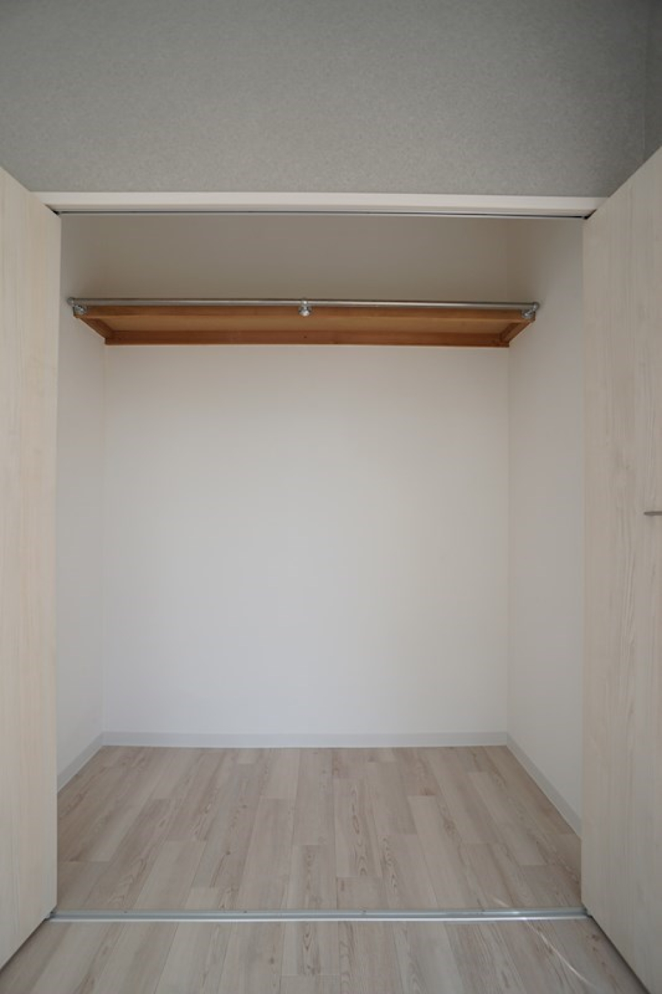 クローゼットもあります