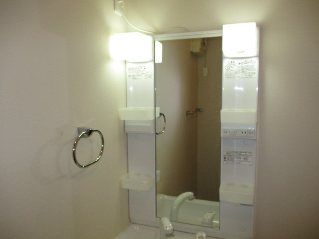 シャワー付き洗面台