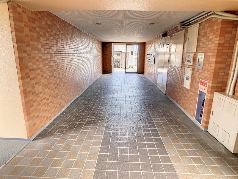 広々としたエントランス