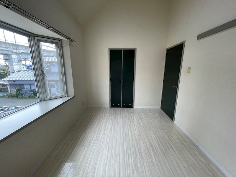 素敵な出窓付き