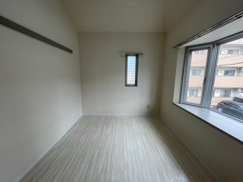 こちらも6帖です