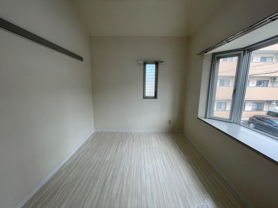 こちらも6帖です