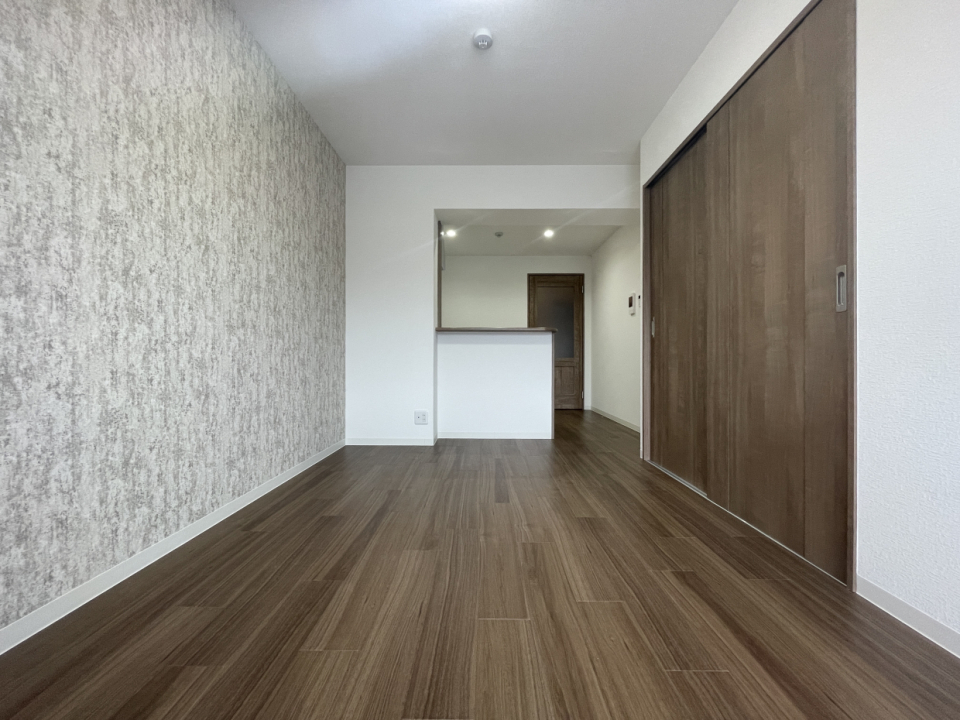 ナチュラルでかわいらしい内装のお部屋です！