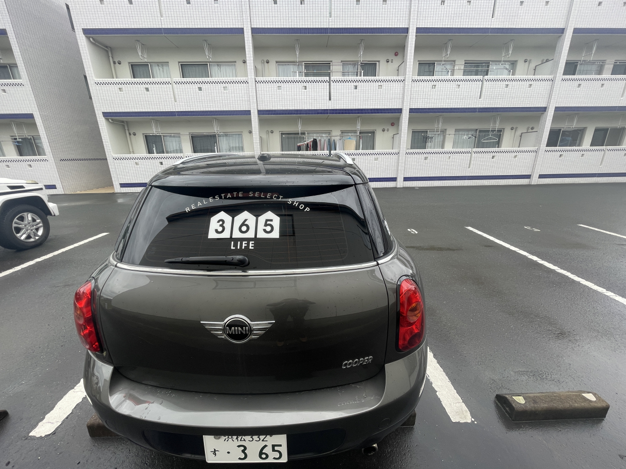 駐車スペースは2台付き！