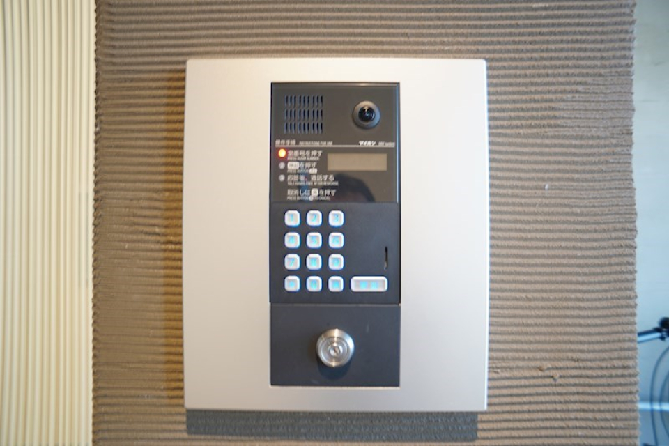 モニタ付きオートロックで安心