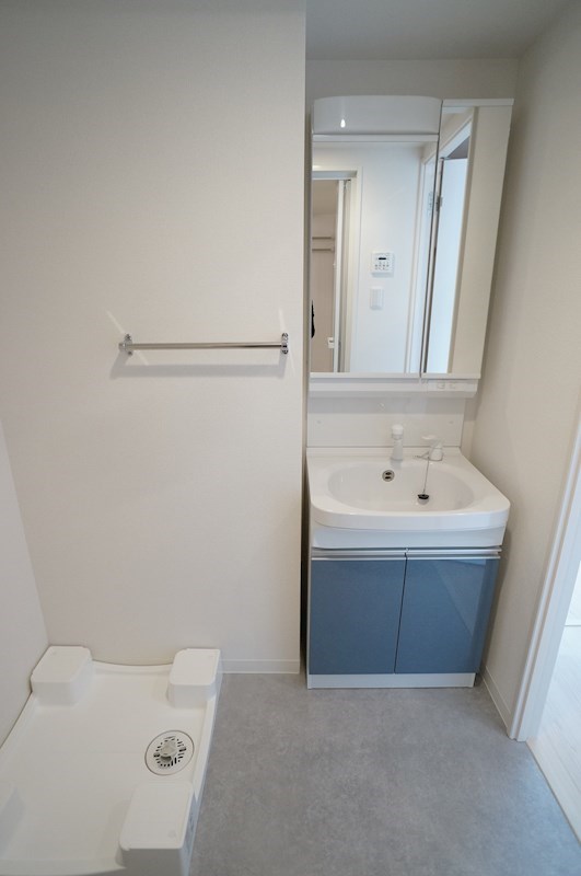 清潔感のある独立洗面台