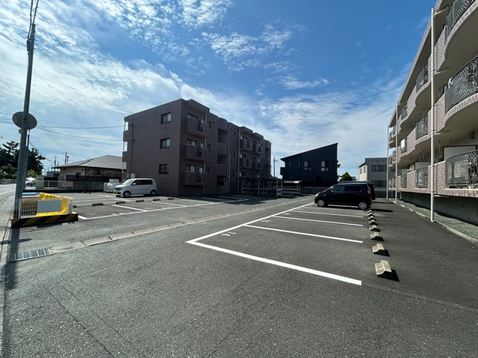 駐輪場あります