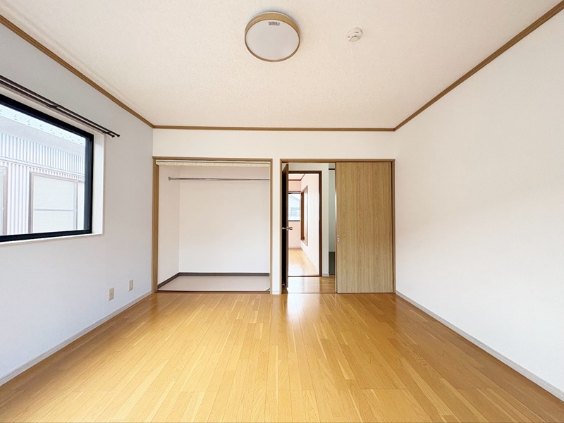 2階の洋室