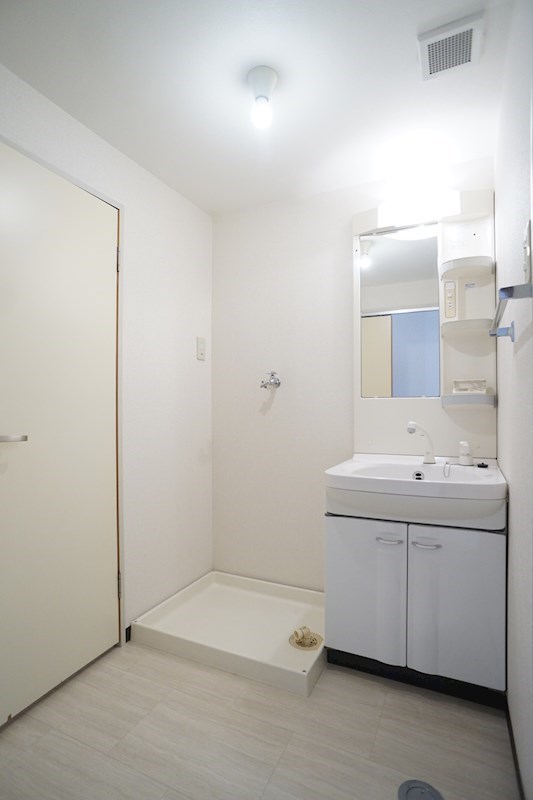 シャワー付き洗面台