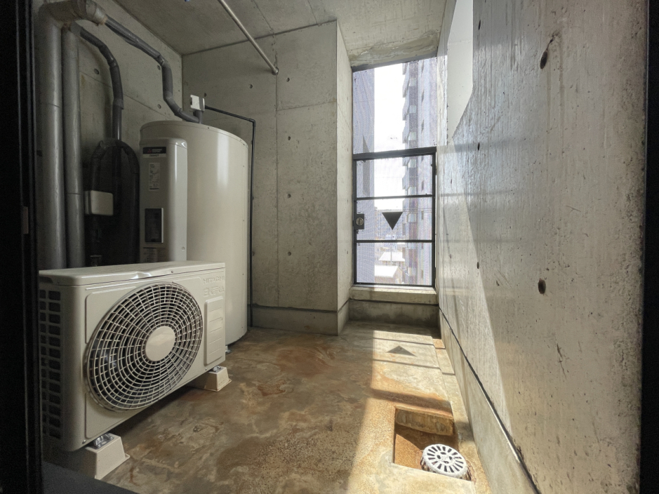 バルコニーが半分使えない…だとっ！？