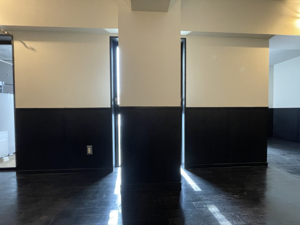 この変わったレイアウトをどうインテリアするか