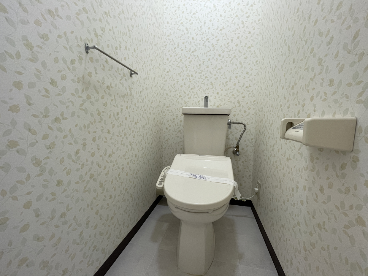 トイレは花柄でした