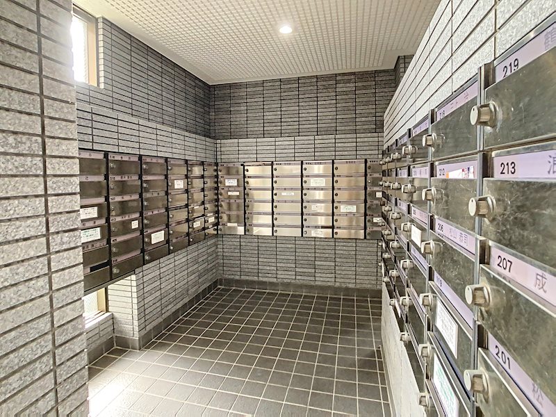 便利な宅配ボックスが嬉しい