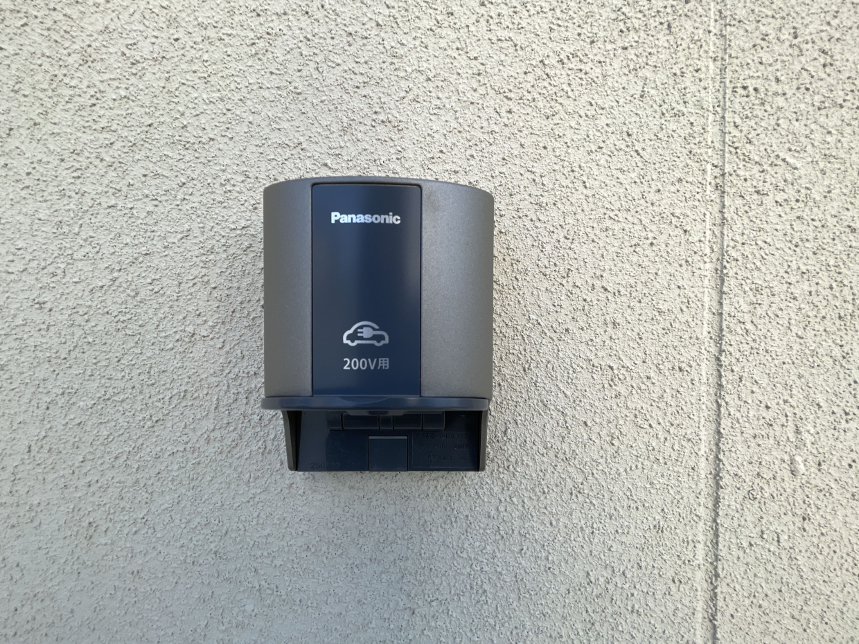 EV充電器付き