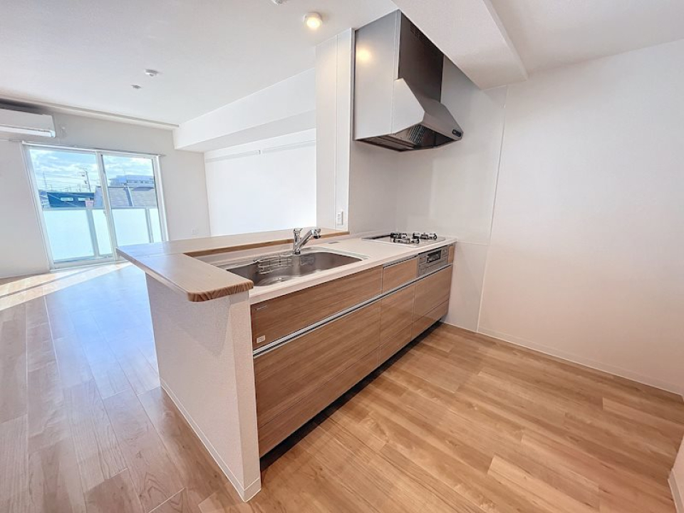 対面キッチンで会話も弾みます♪