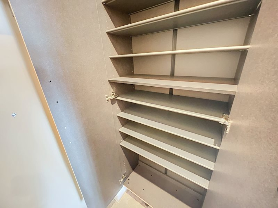 シューズボックス