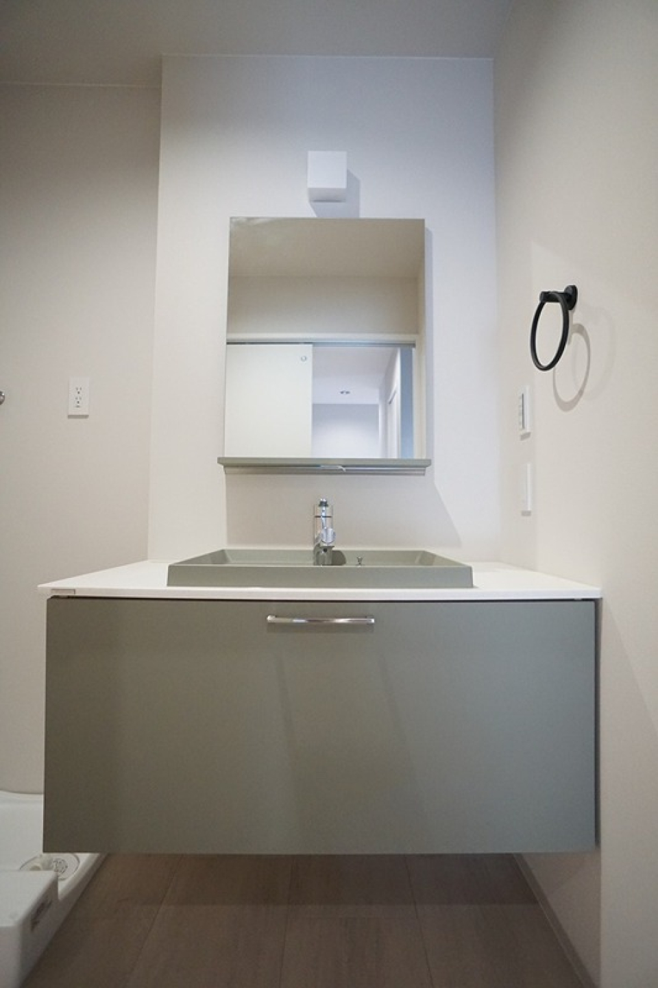 無駄がなく上品な洗面スペース