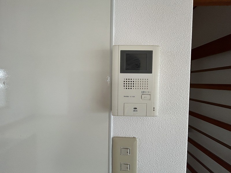 モニタ付きインターホンで安心◎