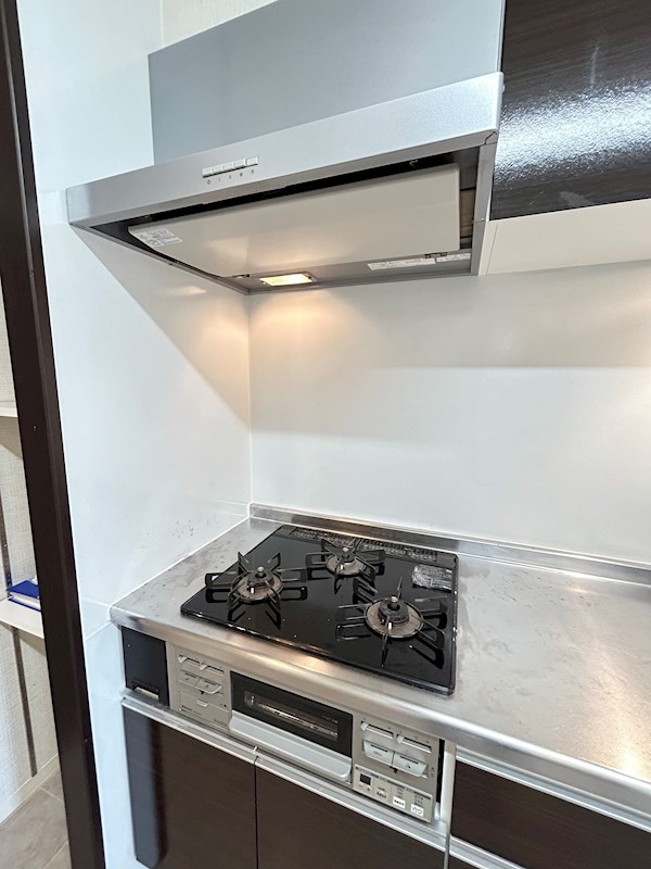 三口コンロでお料理がはかどっちゃいますね