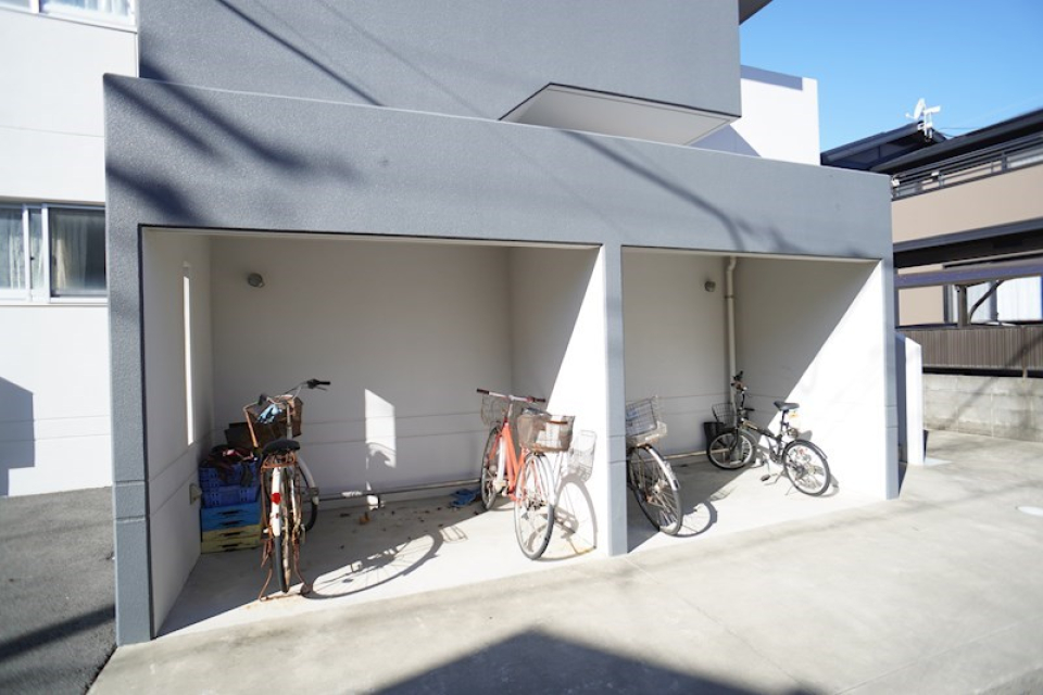 嬉しい駐輪場スペースもあります