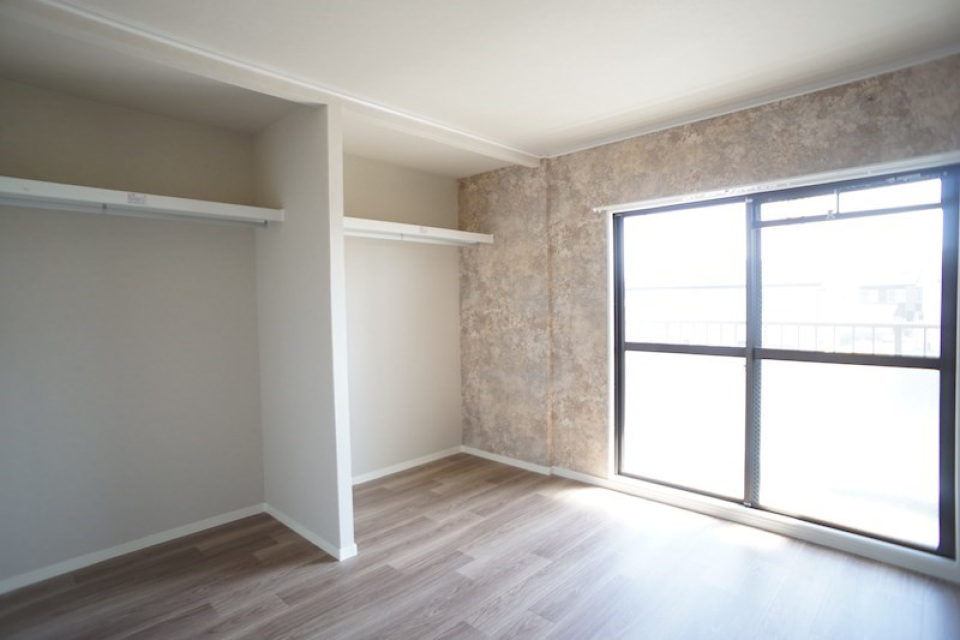 寝室にどうぞ♪