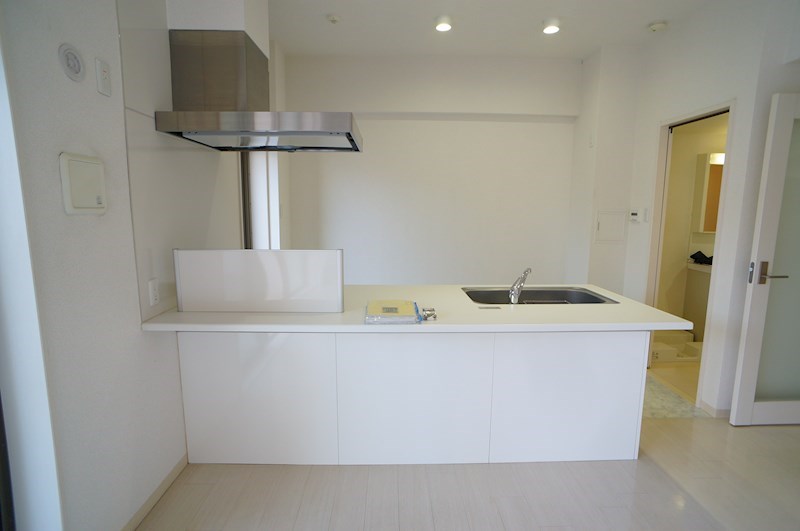 対面キッチンで会話も弾みます♪