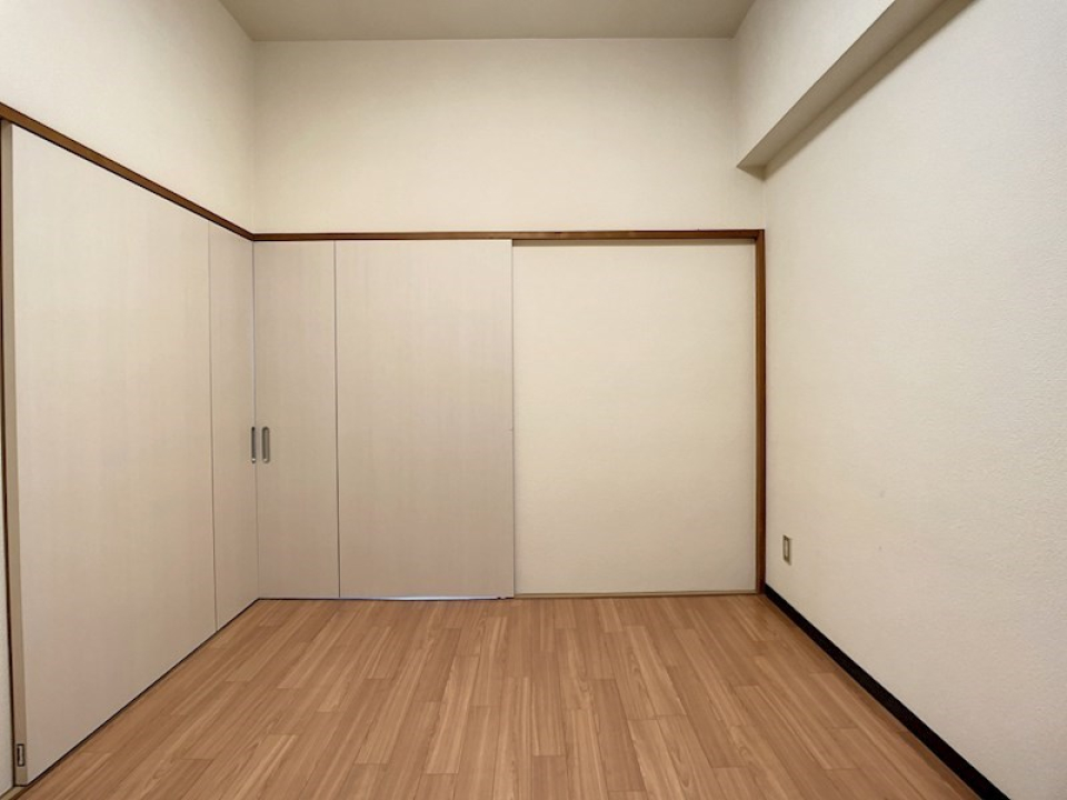 寝室にどうぞ♪